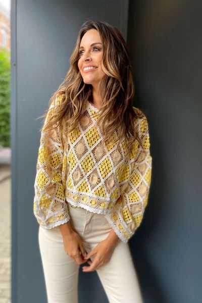 Picture of Pull - Selected by My Wish -Gehaakt geel biege