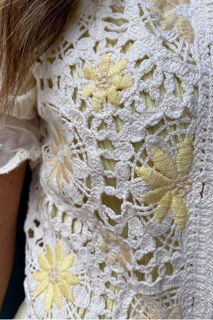 Afbeeldingen van Pull- Selected by My Wish -Gehaakt geel biege