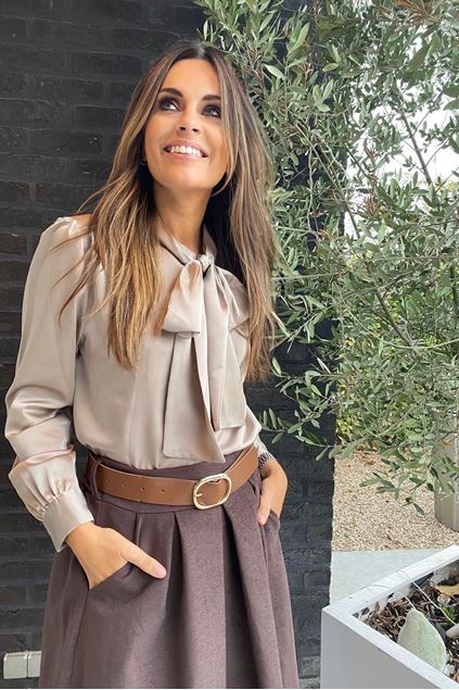 Afbeeldingen van Blouse - Terra di Siena - Satijn strik - beige