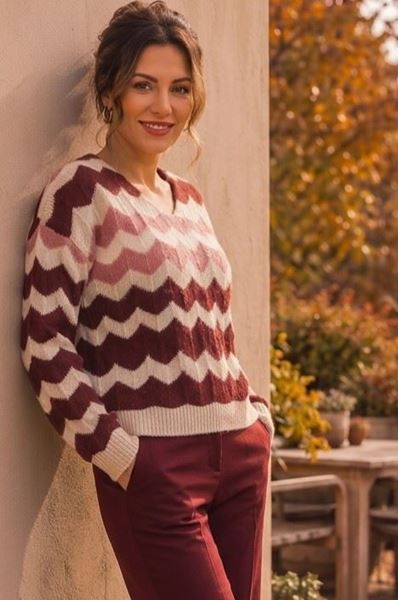 Picture of Pull - Signe Nature - 842234 - aubergine ecru rose