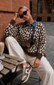 Afbeelding van Pull - Selected by My Wish - 388177 - bloemen bruin